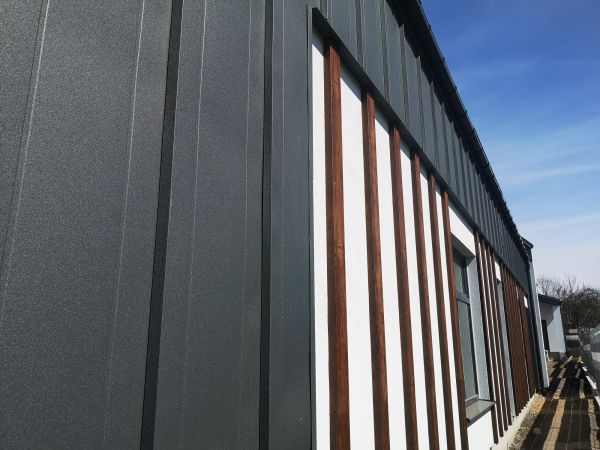 Cost of Aluminum Siding Power Washing in Fresno